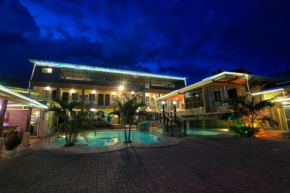 Гостиница GINGGING HOTEL & RESORT  Oslob